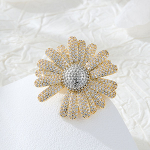 Flower Brooch Copper Alloy Micro Inlay Zircon Daisy Shape Women's Party Accessory - Product Image 4