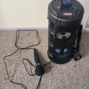 Altavoz portátil con micrófono, pantalla de visualización de luz LED colorida de CA 100-240V para uso en interiores y exteriores - Product Image 1