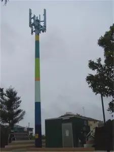 Outlet pabrik galvanis 4g Wifi baja tiang monopod komunikasi menara dengan antena