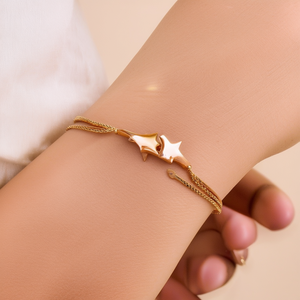 Brazalete de Moda en Acero Inoxidable 316L con Baño de Oro PVD y Diseño de Estrella, Joyería para Mujer - Product Image 3