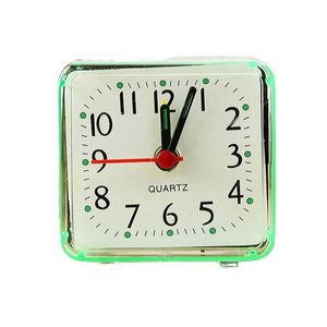 Réveil vert à piles Portable horloge de Table carrée en plastique pour étudiants adultes <span class=keywords><strong>matin</strong></span> appel horloge de bureau pour usage domestique - Product Image 1