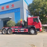 Camion benne à déchets Howo 6x4 20 tonnes 25 tonnes avec bras de ramassage Ampliroll, camion benne à déchets à crochet