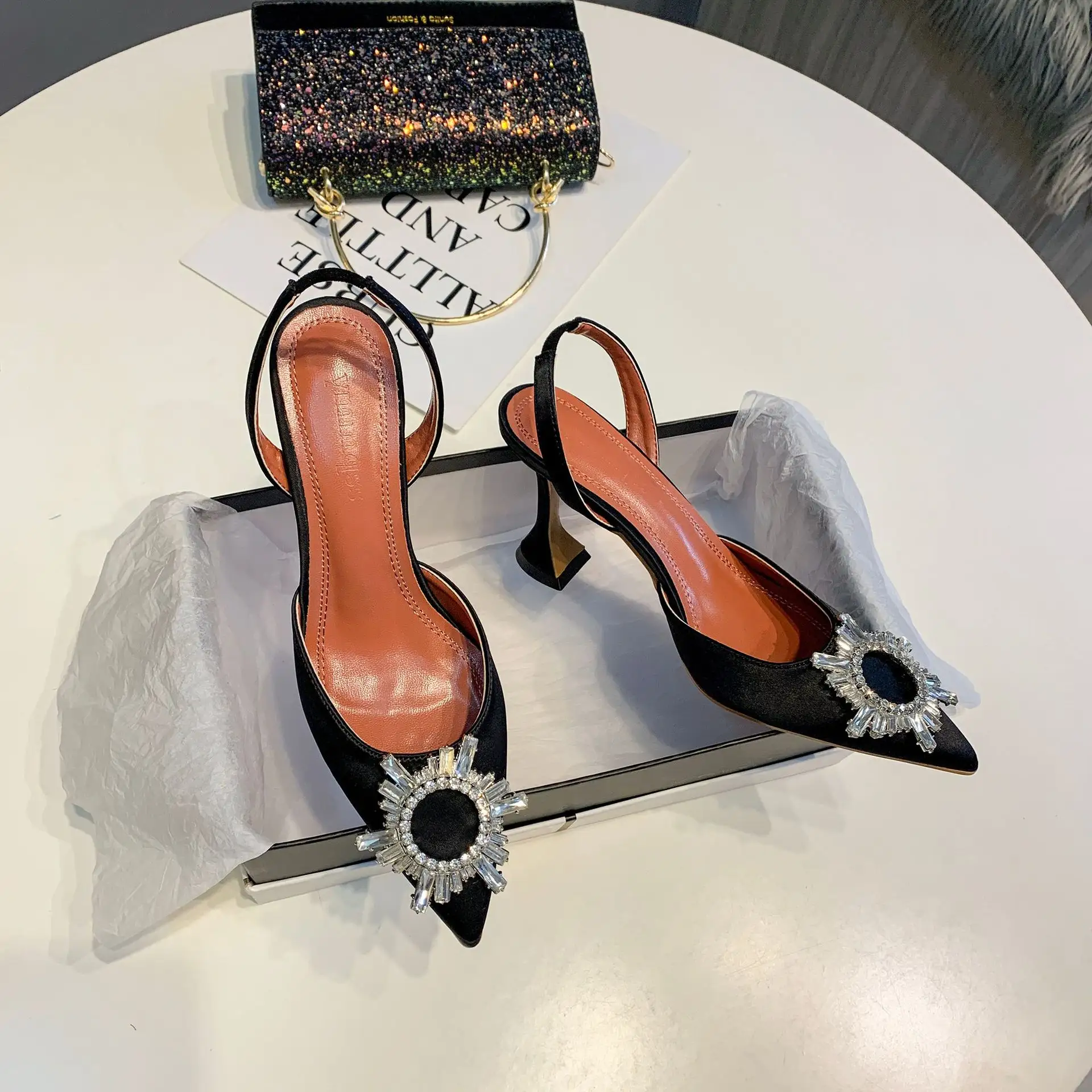 PDEP-zapatos de tacón alto con punta cerrada para mujer, calzado con diamantes de imitación y botón de sol, copa de vino