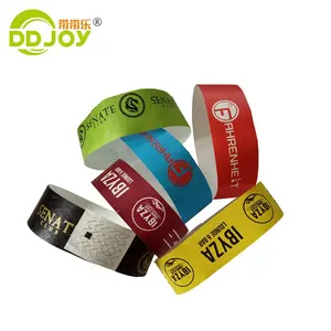 New Products Holiday Decoration Wholesale Disposable Cheap Full Color Event Tickets Paper Bracelets Custom Tyvek Wristband