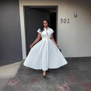 Boutique all'ingrosso 2025 autunno nuovo stile alla moda con risvolto a vita alta dimagrante abito da <span class=keywords><strong>donna</strong></span> a maniche corte - Product Image 3