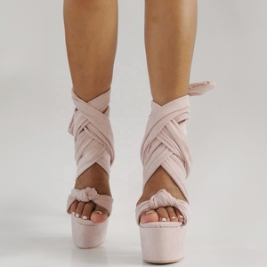 Sandales à plateforme épaisse en daim à bride cheville pour femme, grande taille 47, talons très hauts et fins, idéales pour les soirées en boîte de nuit, pour danseuses, coupe large - Product Image 3