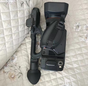 กล้อง 4K รุ่น AG-UX180MC ความละเอียด 21.09MP ซูม 20 เท่า กล้องมือถือมืออาชีพมือสอง - Product Image 3