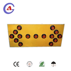 Señal de Tráfico LED Solar GUANGAN con Flecha, 1400x600mm, Aluminio Resistente para Construcción de Carreteras, Señal de Seguridad Intermitente Ámbar - Product Image 5