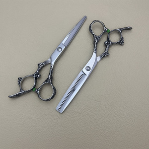 Tijeras de Peluquería Personalizables de 62 mm, Tijeras de Entresacar para Diestros, Uso Profesional, Tipo de Cuchilla Estándar - Product Image 5