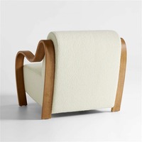 Fauteuil simple moderne avec accoudoirs en velours d'agneau crème pour mobilier de maison dans le salon et la chambre, style designer décontracté