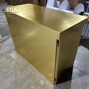 Mesa de Comedor Rectangular de Acrílico Dorado de Lujo Moderno LEDA para Eventos - Product Image 3