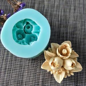 Molde de Silicona 3D Realista Hecho a Mano para Jabón con Forma de Ramo de Tulipanes y Flores para Fabricar Velas - Product Image 4