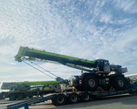 Grue tout-terrain robuste ZRT850D542 85T 49,8 m pour le levage de modules de plateformes offshore et les travaux de maintenance des raffineries