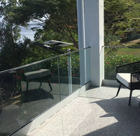 Pagar Balkon Aluminium U Channel Desain Modern dengan Klem Kaca Eksterior dan Pemasangan DIY