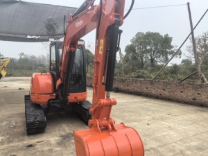 Utilisé pour la mini-excavatrice U55-4 |   Pompe hydraulique KYB d'occasion pour pelle sur chenilles 5 tonnes, moteur de creusement haute performance, boîte de vitesses, moteur, PLC - Product Image 4