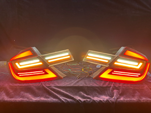 Luci Posteriori LED Modificate di Alta Qualità per <span class=keywords><strong>Ci</strong></span>-vic Nona Generazione, Fanali Posteriori LED Personalizzati per Auto - Product Image 2