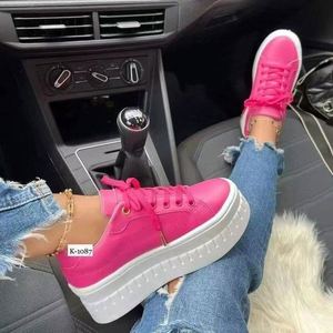 Chaussures de course en Pu pour femmes, baskets de sport, de <span class=keywords><strong>Jogging</strong></span>, décontractées, de couleur unie, simples, chics, vêtements quotidiens en plein air, grande taille 43 - Product Image 3
