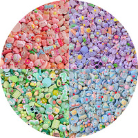 Breloques en résine de styles variés en gros, cabochons à dos plat aléatoires en vrac pour coques de téléphone DIY, slime, pinces à cheveux et créations artisanales