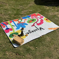 Tapis de camping/pique-nique imperméable à ultrasons - Logo personnalisé - Tapis de sol portable léger toutes saisons pour temps froid/chaud