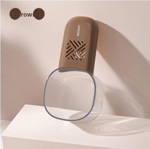 สีน้ำตาล