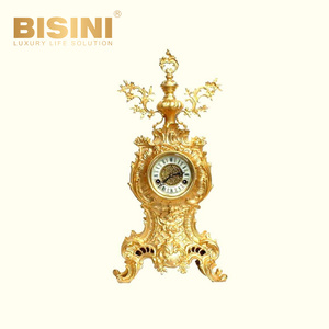 High-grade Ornaments Table <strong>Clock</strong> Superb Classic Four-horse <strong>Carriage</strong> Carving Cast Copper Desk <strong>Clock</strong> Exquisite <strong>Clock</strong> - Product Image 5