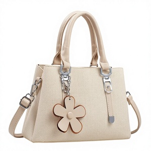 Bolso de Mano con Textura Tejida y Logotipo Personalizado para Mujer, Elegante Bolso Tipo Satchel con Asa y Adorno de Flor Desmontable, Bolso Bandolera Ajustable - Product Image 1