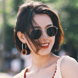 Lunettes de soleil polygonales rétro tendance pour hommes et femmes, monture métallique irrégulière, protection UV400, collection 2019 à succès - Product Image 2
