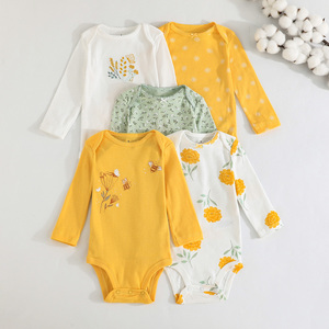 Ropa de Bebé al por Mayor, Conjuntos de Cinco Piezas de Moda, Lindos Monos Unisex con Estampado de Flores y Animales de Dibujos Animados, Tejido de Punto, Otoño - Product Image 1