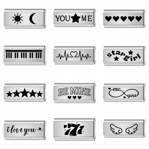 Abalorios Italianos de Acero Inoxidable de 2 cm de Largo, Diseño de Dibujos Animados, Estrellas, Corazones y Letras, para Pulseras - Product Image 2