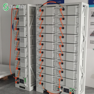 Système de stockage d'énergie solaire hybride tout-en-un 200 kWh 100 kW avec batterie au lithium pour usage commercial, agricole et industriel - Product Image 2