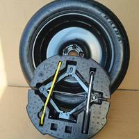 Pneu de secours. Pièces détachées pour accessoires de voiture BYD. Pièces de carrosserie pour voitures BYD.