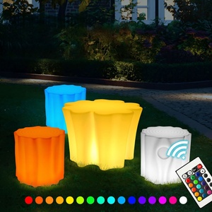 Muebles de Exterior RGB de 16 Colores con Luz LED/Muebles LED Iluminados, Juego de Muebles de Bar de Plástico para Hoteles, Juego de Mesa y Sillas - Product Image 1