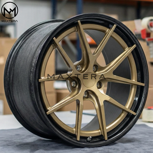 Jantes de voiture Maxtera en fibre de carbone forgée sur mesure style CF201 pour R8 M5 AMG - Product Image 5
