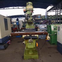 Machine de fraisage verticale à tourelle de précision moyenne, modèle Changzheng, d'occasion, en bon état, vente directe usine, prix abordable