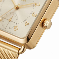 Montre pour femme avec logo personnalisé OEM, boîtier carré, bracelet en acier inoxydable doré, étanche, mouvement à quartz