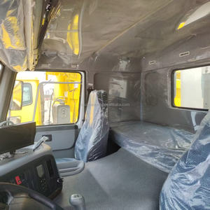 Entrega rápida Sinotruck Howo Tractor <span class=keywords><strong>de</strong></span> <span class=keywords><strong>segunda</strong></span> mano Camiones 6x4 10 ruedas 40ton CNG Tractor Truck - Product Image 6