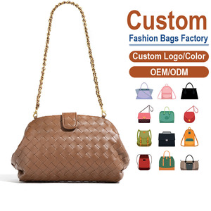 Sac à bandoulière en cuir véritable tissé, artisanat en cuir tressé avec une subtile teinte gris neutre, couleur épurée et intemporelle - Product Image 1