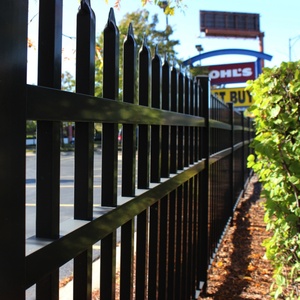 Paneles de valla de acero de alta calidad, valla de hierro de <span class=keywords><strong>Metal</strong></span> negro, valla de edificios de jardín al aire libre - Product Image 3