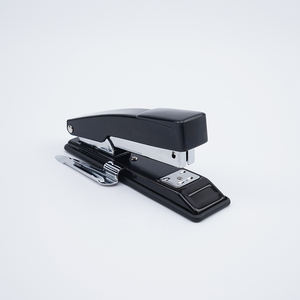 Grapadora <span class=keywords><strong>de</strong></span> metal <span class=keywords><strong>de</strong></span> escritorio duradera personalizada especial estándar 24/6 26/6 con suministros <span class=keywords><strong>de</strong></span> papelería <span class=keywords><strong>de</strong></span> <span class=keywords><strong>precio</strong></span> al por mayor - Product Image 2