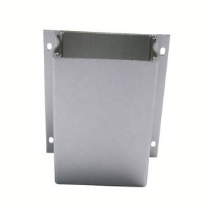 Caja de control electrónico de aleación de aluminio extruido mecanizado CNC EBM, protección IP54, recubrimiento en polvo, potencia personalizable - Product Image 2