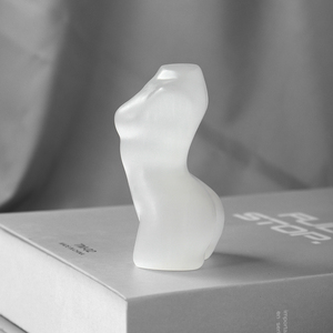 Modelo Femenina de Cristal Desnudo, Piedra de Yeso, Piedras Curativas de Cristal - Product Image 3