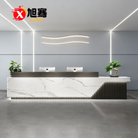 Comptoir d'accueil de luxe au design moderne et durable avec éclairage LED pour bureaux de vente et centres de conseil