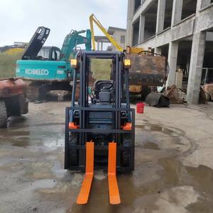 Venta caliente recién llegado Japón carretilla elevadora usada <span class=keywords><strong>Toyota</strong></span> carretilla elevadora <span class=keywords><strong>FD30</strong></span> 3 toneladas carretilla elevadora usada para la venta - Product Image 4