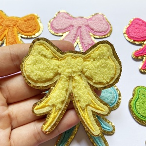 Accessori per borse da te all'ingrosso di alta qualità su ferro personalizzato su <span class=keywords><strong>nastro</strong></span> termosalato fiocco 3D ricamo patch in ciniglia - Product Image 4