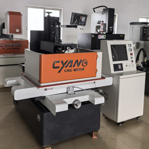 Wirecut makinesi Edm DK7745D makinesi Cnc Edm tel kesme makinası yüksek hızlı tel Edm DK7745 <span class=keywords><strong>Metal</strong></span> işleme için