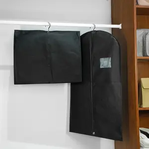 Luxus-Bekleidungsbeutel mit Mantel-Verschnitt aus nicht gewebtem Stoff Staub-PVC-Wasserdichtes Bag Großhandel langlebiger tragbarer Tragetaschenbeutel durchsichtig rund