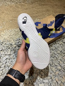 Vendita Diretta dalla Fabbrica di Scarpe da Wrestling Alte Antiscivolo Adatte per Allenamento di Boxe e Sollevamento Pesi Indoor - Product Image 5
