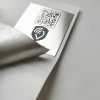 Etiquetas de número de serie de lámina metálica Código QR Código de barras Pegatinas de activos