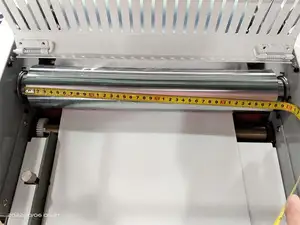 Hochwertige automatische CNC-Fräsmaschine für Laminat-und Litho-Well laminierung