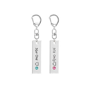 Strass Lei di Un Suo Solo Del Cuore Inciso Pendente Paio Portachiavi di San Valentino Regalo di Giorno - Product Image 1